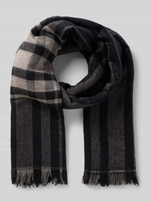 Szal ze zwierzęcym haftem MORE & MORE