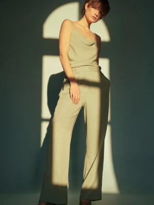 Szałwiowe spodnie z prostą nogawką Greenpoint