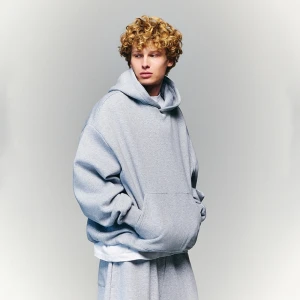 Szara bluza bombka z kapturem basic House