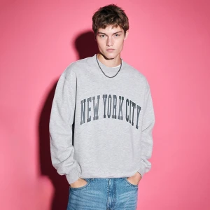 Szara bluza z haftem New York City House