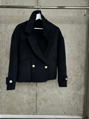 Szara / czarna kurtka damska 100% wełna - Eterna Petite LAÏF