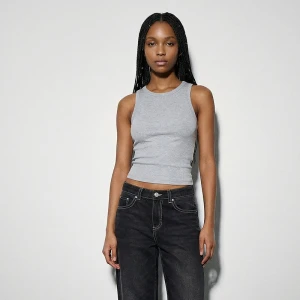 Szara koszulka bez rękawów slim fit basic House