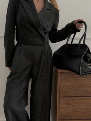 Szara krótka marynarka damska z wełny i kaszmiru - Aston LAÏF