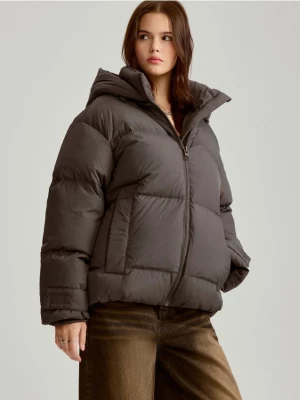 Szara kurtka puffer oversize z naturalnym puchem House