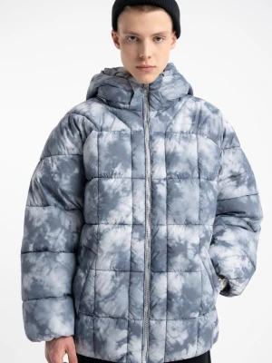 Szara pikowana ocieplana kurtka z nadrukiem na całości Reporter