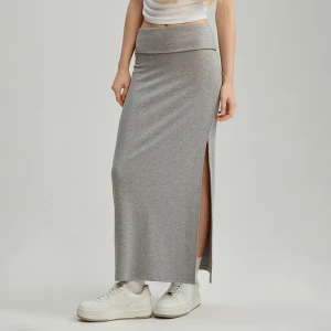 Szara spódnica midi z wywiniętym pasem i rozcięciem House