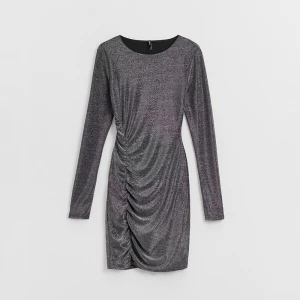 Szara sukienka mini z połyskującej dzianiny House