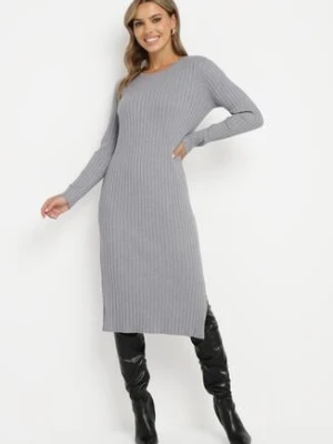 Szara Sukienka Sweterkowa z Wiskozą Ozdobiona z Boku Rozcięciami Ninnoriel wei wei