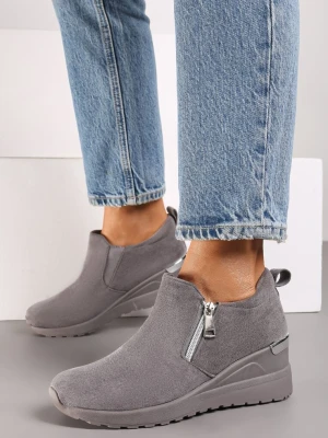 Szare Sneakersy na Koturnie Ozdobione Suwakiem i Dailee