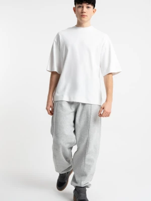 Szare spodnie dresowe BAGGY z przeszyciami na nogawce Reporter