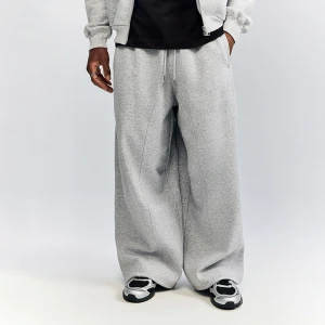 Szare spodnie dresowe super baggy fit z gotyckim nadrukiem House
