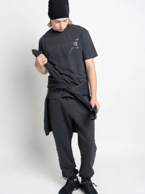 Szare spodnie dresowe z nadrukiem reflective print na nogawce Reporter