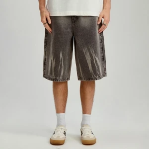 Szare szorty jeansowe z motywem płomieni House