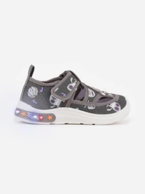Szare Tenisówki ze Skórzaną Wkładką Motywem Kosmosu i Wycięciami Nedina