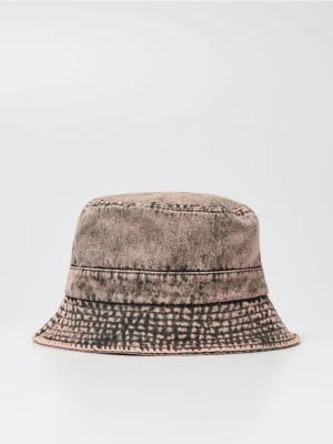 Szary kapelusz bucket hat z efektem acid wash House