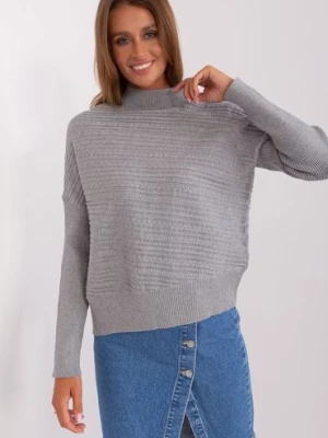 Szary sweter damski asymetryczny z warkoczami