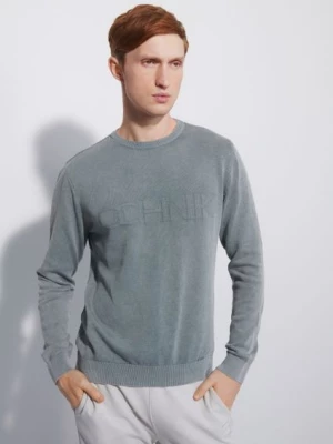 Szary sweter męski z logo OCHNIK