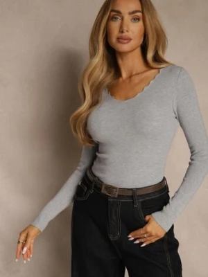 Szary Sweter o Taliowanym Kroju z Nieregularnym Dekoltem w V Fenalissa glo-story