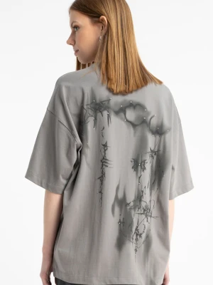 Szary t-shirt OVERSIZE z autorską grafiką z tyłu Reporter