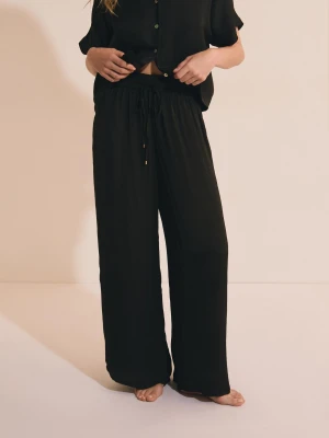 Szerokie spodnie satynowe Etam