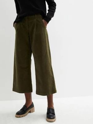 Szerokie spodnie sztruksowe culotte high-waist z wygodnym paskiem, dł. 7/8 bonprix