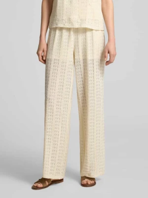 Szerokość spodnie z wzorem z koronki model 'CASSANDRA' Vero Moda