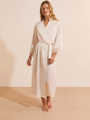 Szlafrok satynowy z detalami koronkowymi Etam