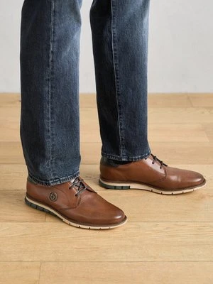 Zdjęcie produktu Sznurowane obuwie sportowe Bugatti