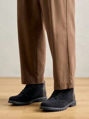 Sznurowane obuwie sportowe Bugatti