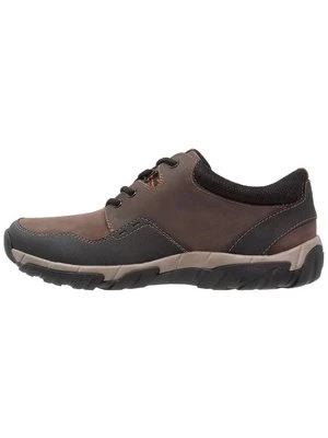 Sznurowane obuwie sportowe Clarks