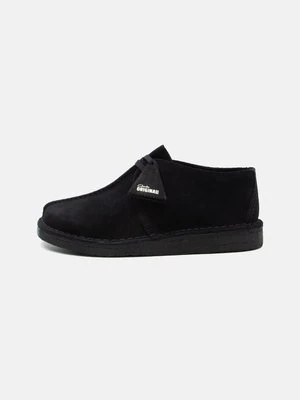 Sznurowane obuwie sportowe Clarks Originals