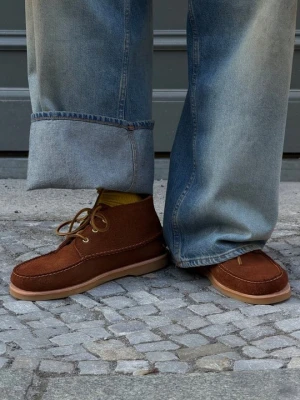 Sznurowane obuwie sportowe Timberland brązowy
