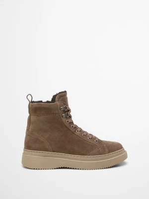 Sznurowany model butów Algot Marc O'Polo