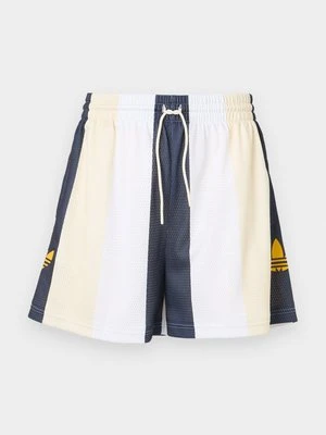 Szorty adidas Originals