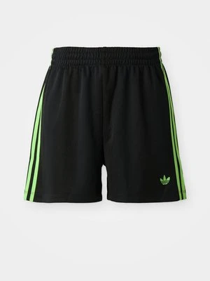 Szorty adidas Originals