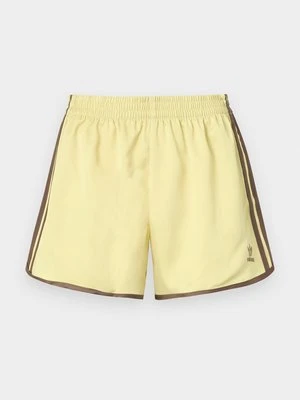 Szorty adidas Originals