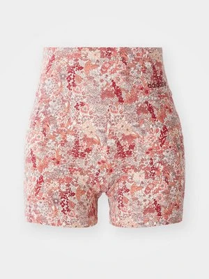 Szorty adidas Originals