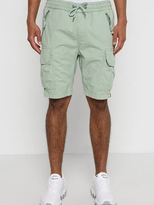 Szorty alpha industries