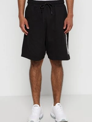 Szorty alpha industries