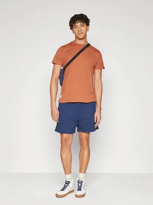 Szorty alpha industries