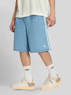 Szorty bermudy o kroju loose fit z mieszanki bawełny adidas Originals Jeansowy niebieski