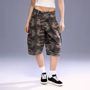 Szorty bermudy we wzór camo House