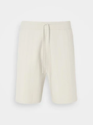 Szorty Calvin Klein mleczny