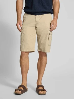 Szorty cargo o kroju regular fit z paskiem Lerros