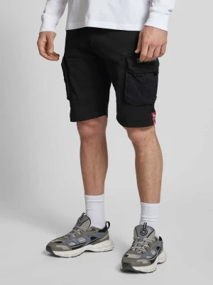 Szorty cargo o kroju regular fit z wyhaftowanym logo model ‘CREW SHORT’ alpha industries