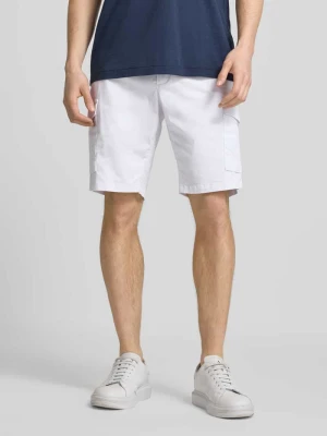Szorty cargo o kroju regular fit ze szlufkami na pasek Tommy Hilfiger