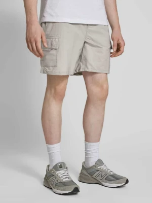 Szorty cargo o kroju relaxed fit z wpuszczanymi kieszeniami model ‘CAM’ Only & Sons