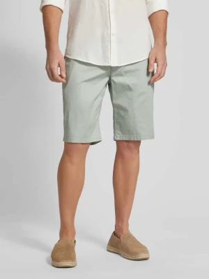 Szorty chinosy o kroju slim fit z paskiem Christian Berg Men