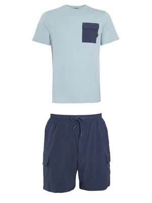 Szorty CLOSURE London