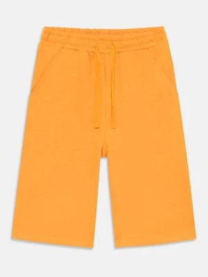 Szorty DeFacto